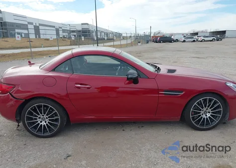 2020 Mercedes-Benz Slc 300 z USA, uszkodzony, nr VIN W1KPK3JA1LF169582